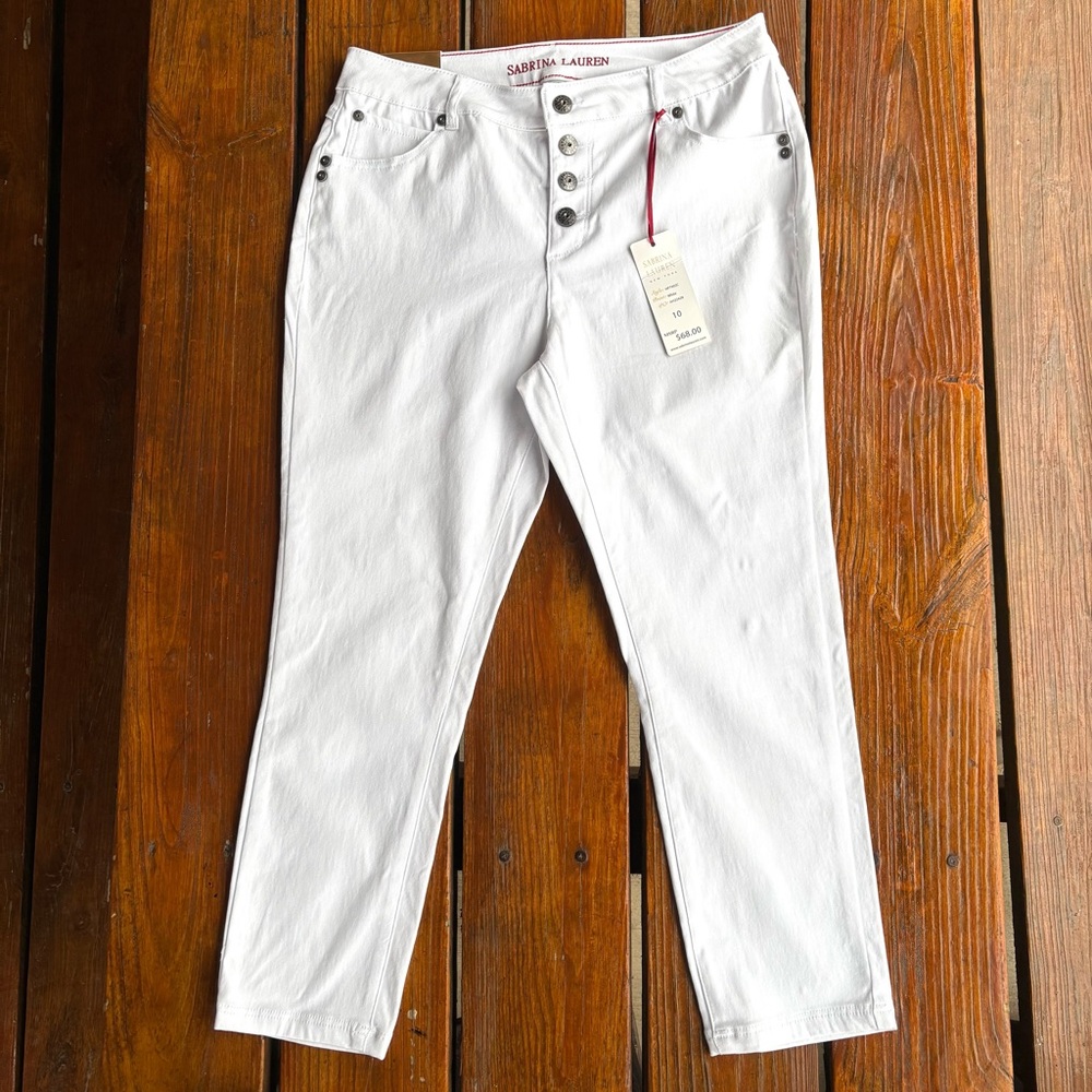 NWT Sabrina Lauren White Cropped Jeans 10